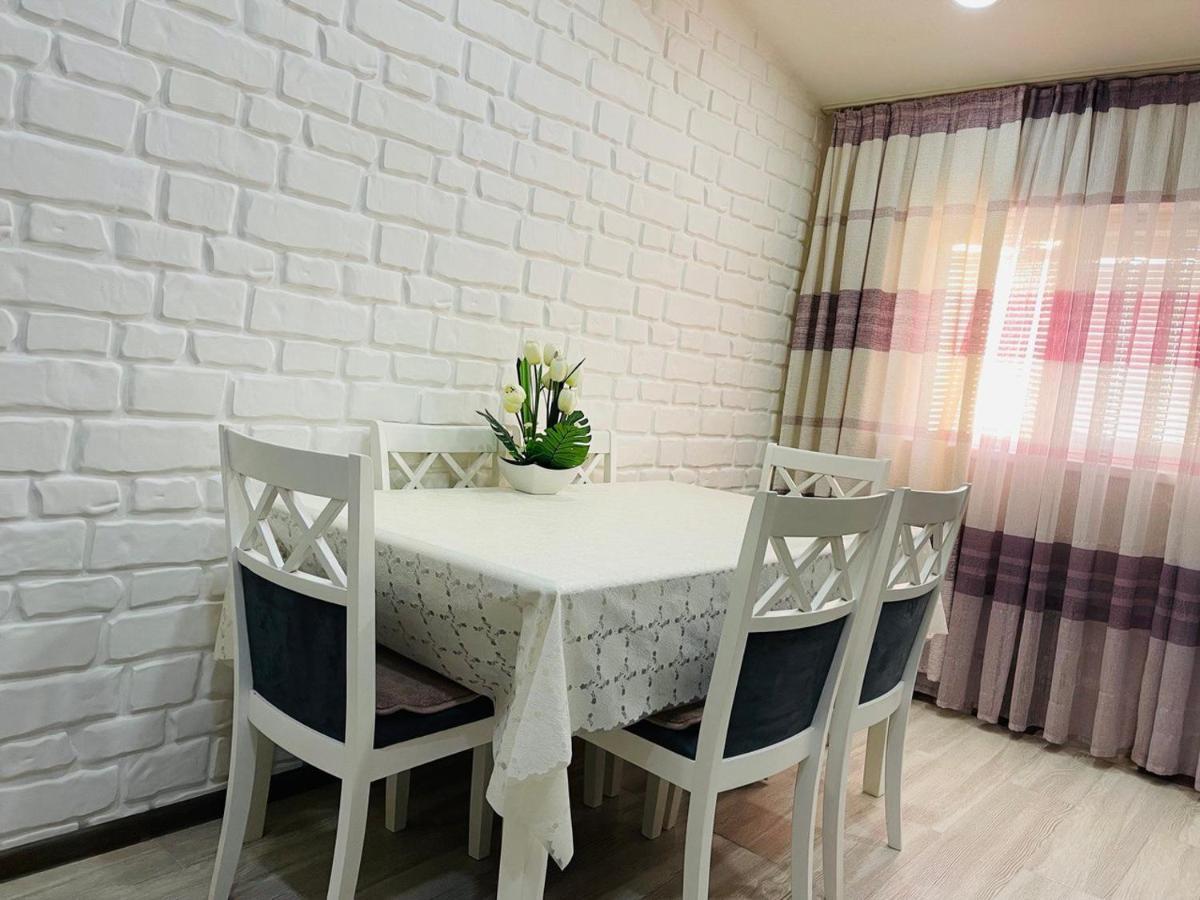 Aleksandra Apartment Samarcande Extérieur photo